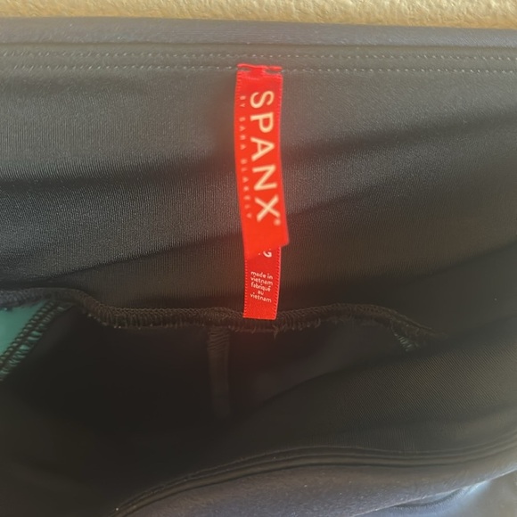 Spanx Faux Leather Track Stripe 7/8 Leggings Navy Womens Size Large - Picture 9 of 13